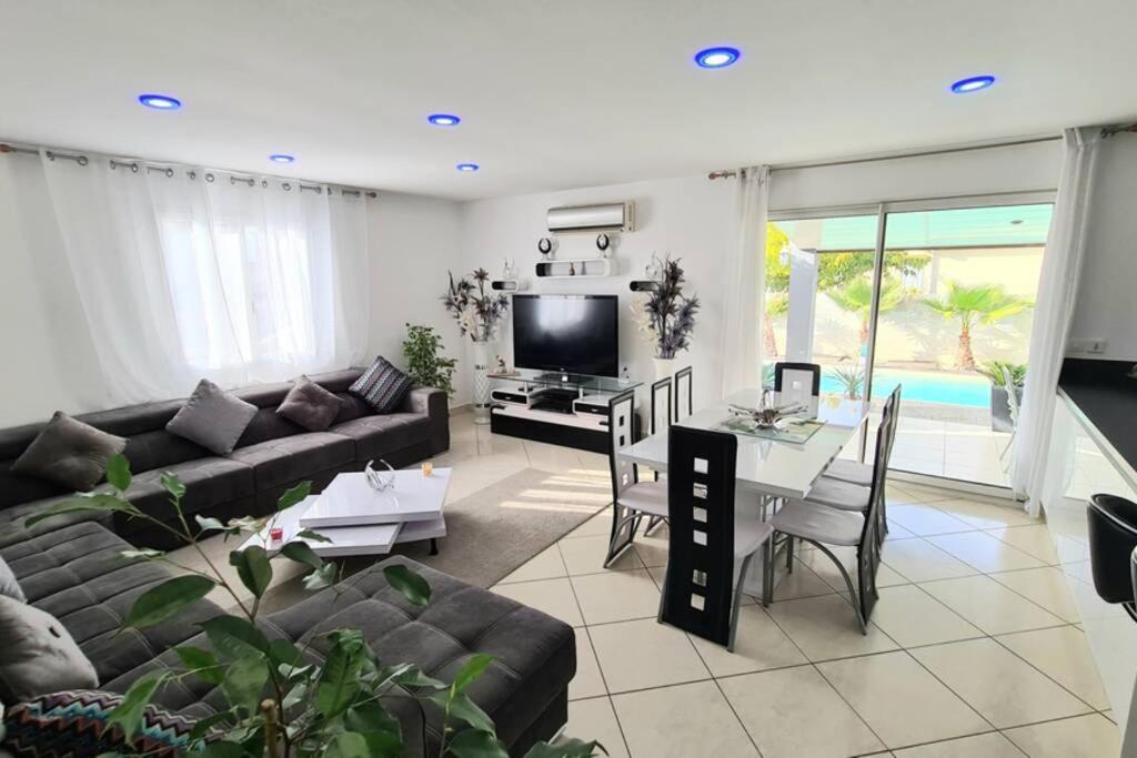 Villa Piscine De La Garrigue Florensac Екстер'єр фото